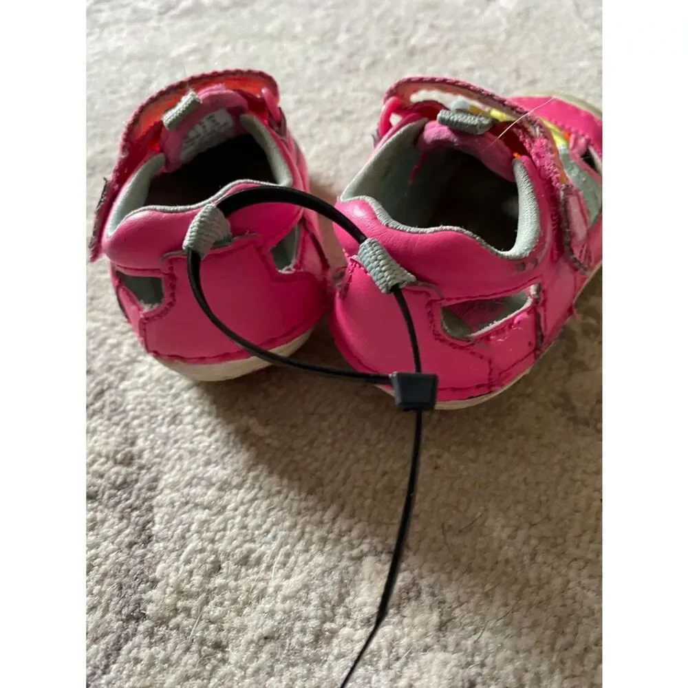 Stride Rite closed toe